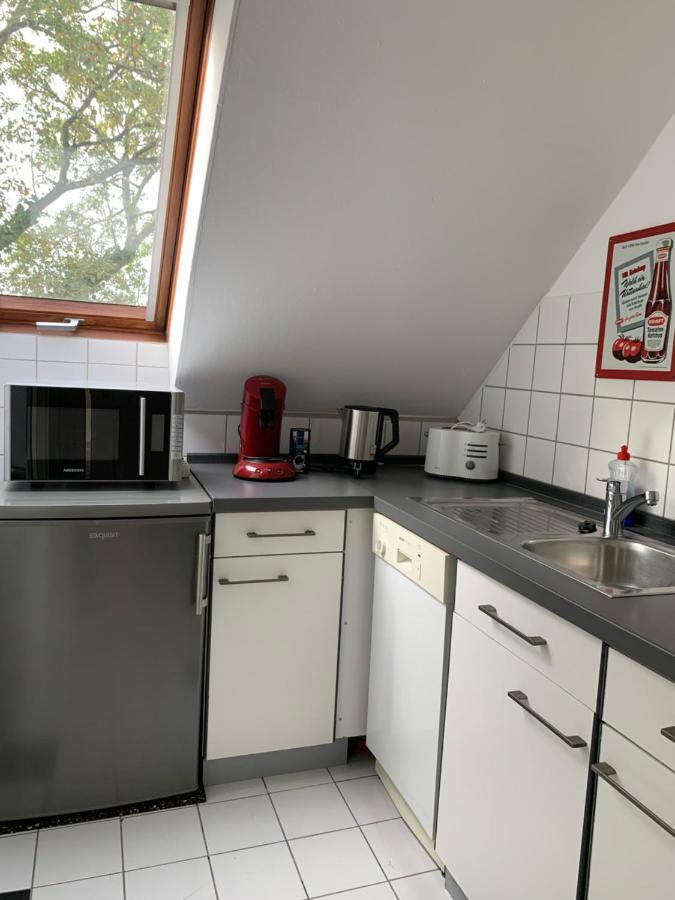 Kleines Apartment In Moenchengladbach-Neuwerk Eksteriør bilde