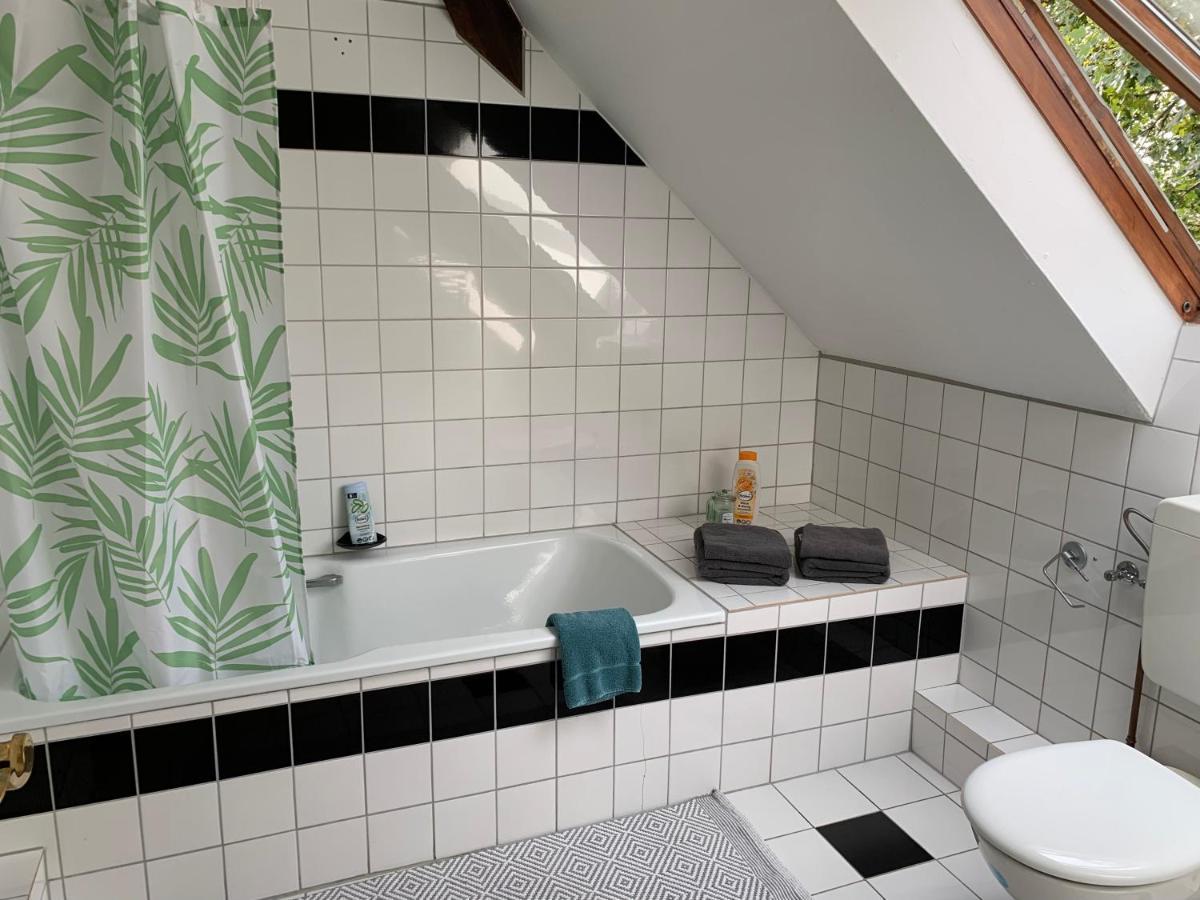 Kleines Apartment In Moenchengladbach-Neuwerk Eksteriør bilde